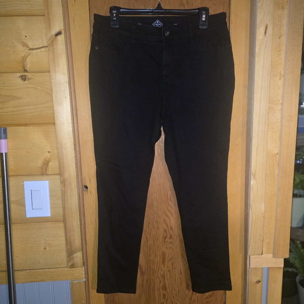 New no tags St. Johns bay 10 petite black skinny jeans - Picture 2 of 7